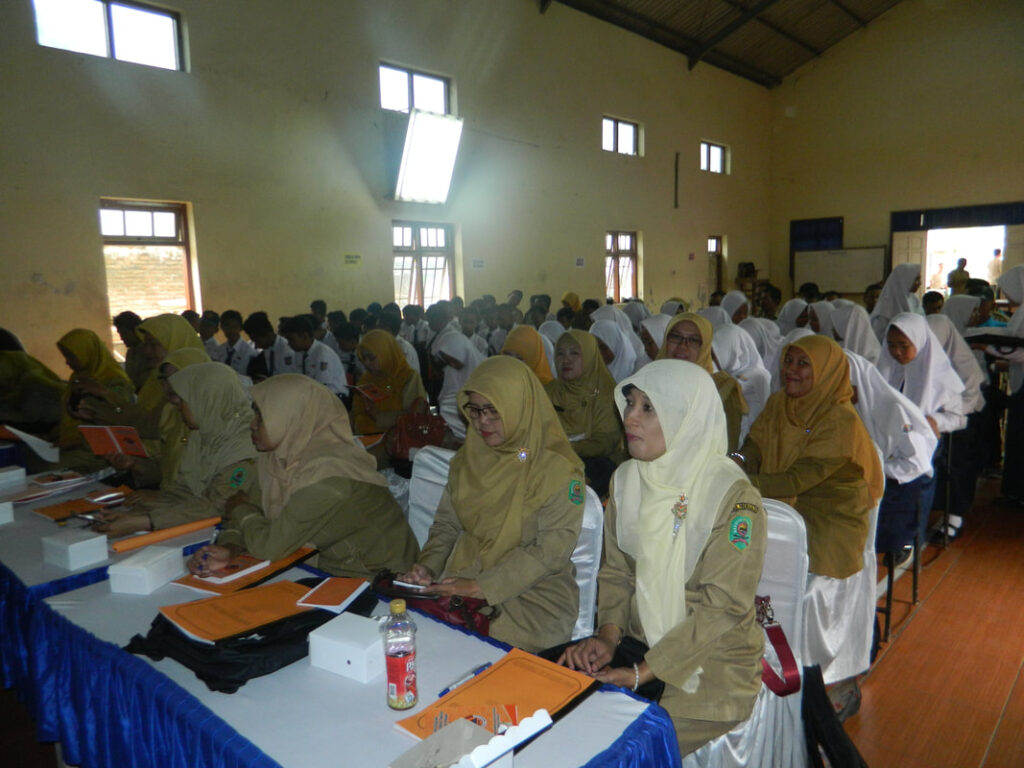 SMP NEGERI 1 KAMPAK SEBAGAI SEKOLAH AMAN BENCANA whatsapp image 2026 03 21 at 21.48.57