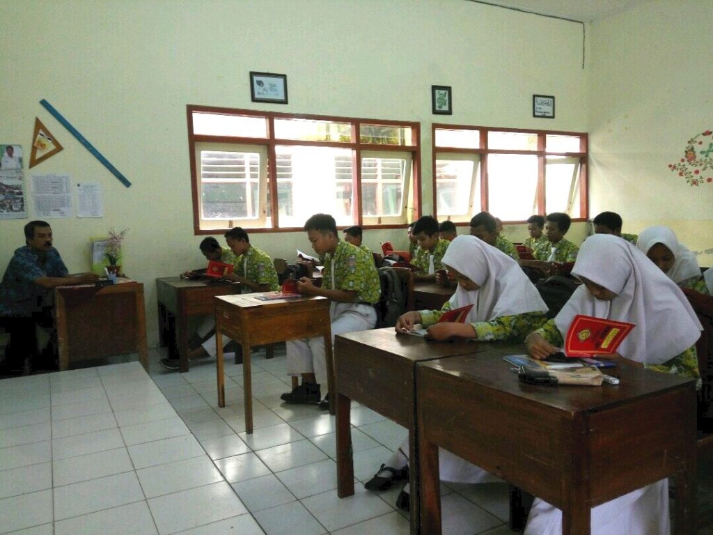 Program unggulan LITERASI ALQURAN SMP Negeri 1 Kampak whatsapp image 2026 03 21 at 21.56.24 (3)